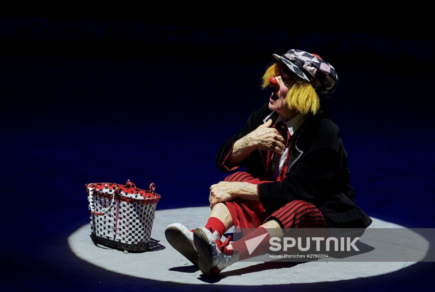 Premiere of new performance 'Let the Sun Shine Always' featuring clown Oleg Popov