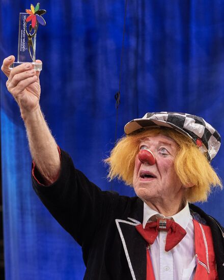 Premiere of new performance 'Let the Sun Shine Always' featuring clown Oleg Popov