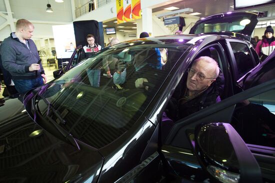 Sales of Lada Xray compact crossover start in Russia