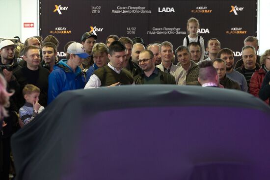 Sales of Lada Xray compact crossover start in Russia