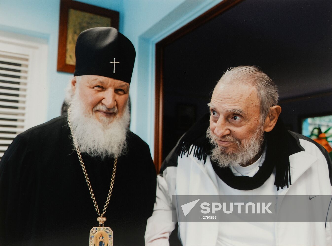 Patriarch of Moscow and All Russia Kirill meets with former Cuban state head Fidel Castro Rus