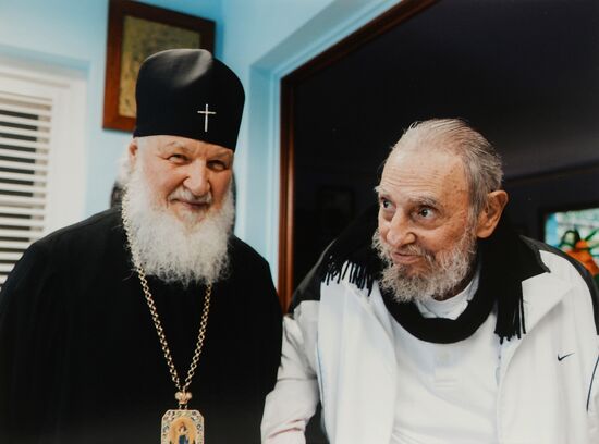 Patriarch of Moscow and All Russia Kirill meets with former Cuban state head Fidel Castro Rus