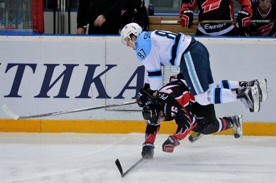 Kontinental Hockey League. Avangard vs. Sibir