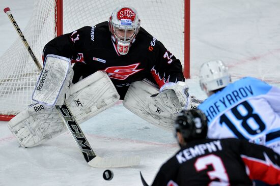 Kontinental Hockey League. Avangard vs. Sibir