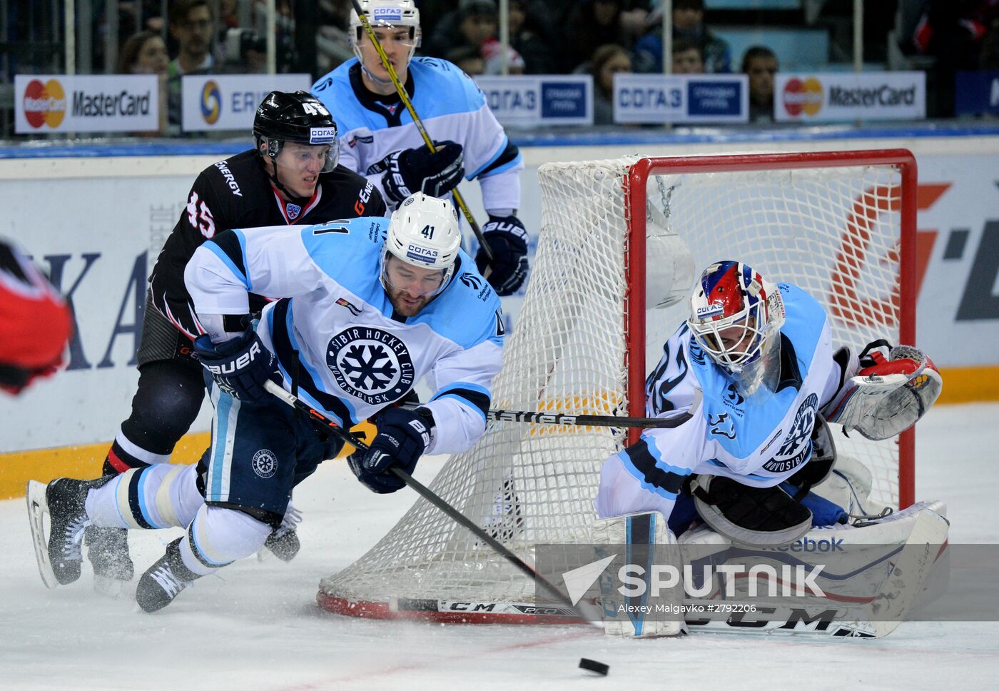 Kontinental Hockey League. Avangard vs. Sibir