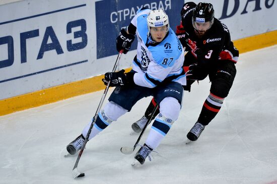 Kontinental Hockey League. Avangard vs. Sibir