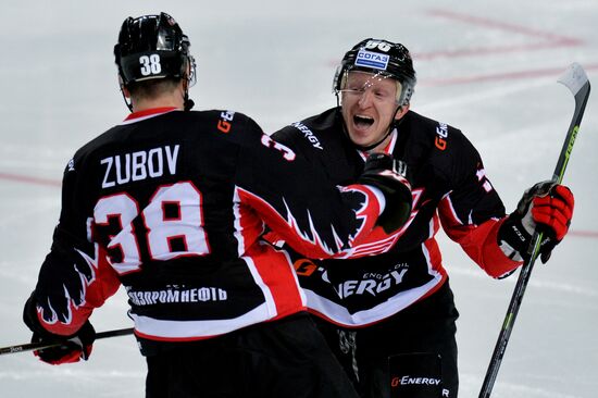 Kontinental Hockey League. Avangard vs. Sibir