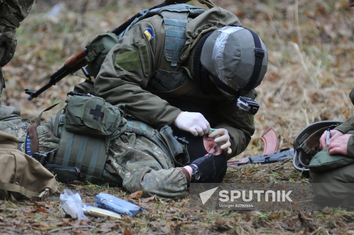 Ukraine's National Guard soldiers undergo NATO combat training