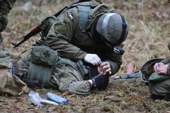 Ukraine's National Guard soldiers undergo NATO combat training