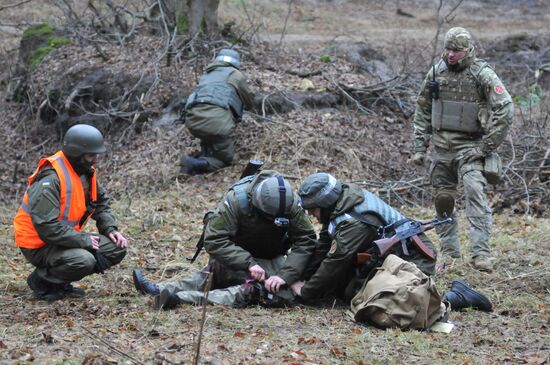 Ukraine's National Guard soldiers undergo NATO combat training