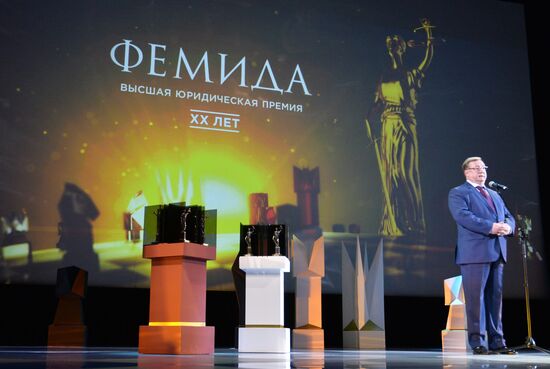 Themis award ceremony