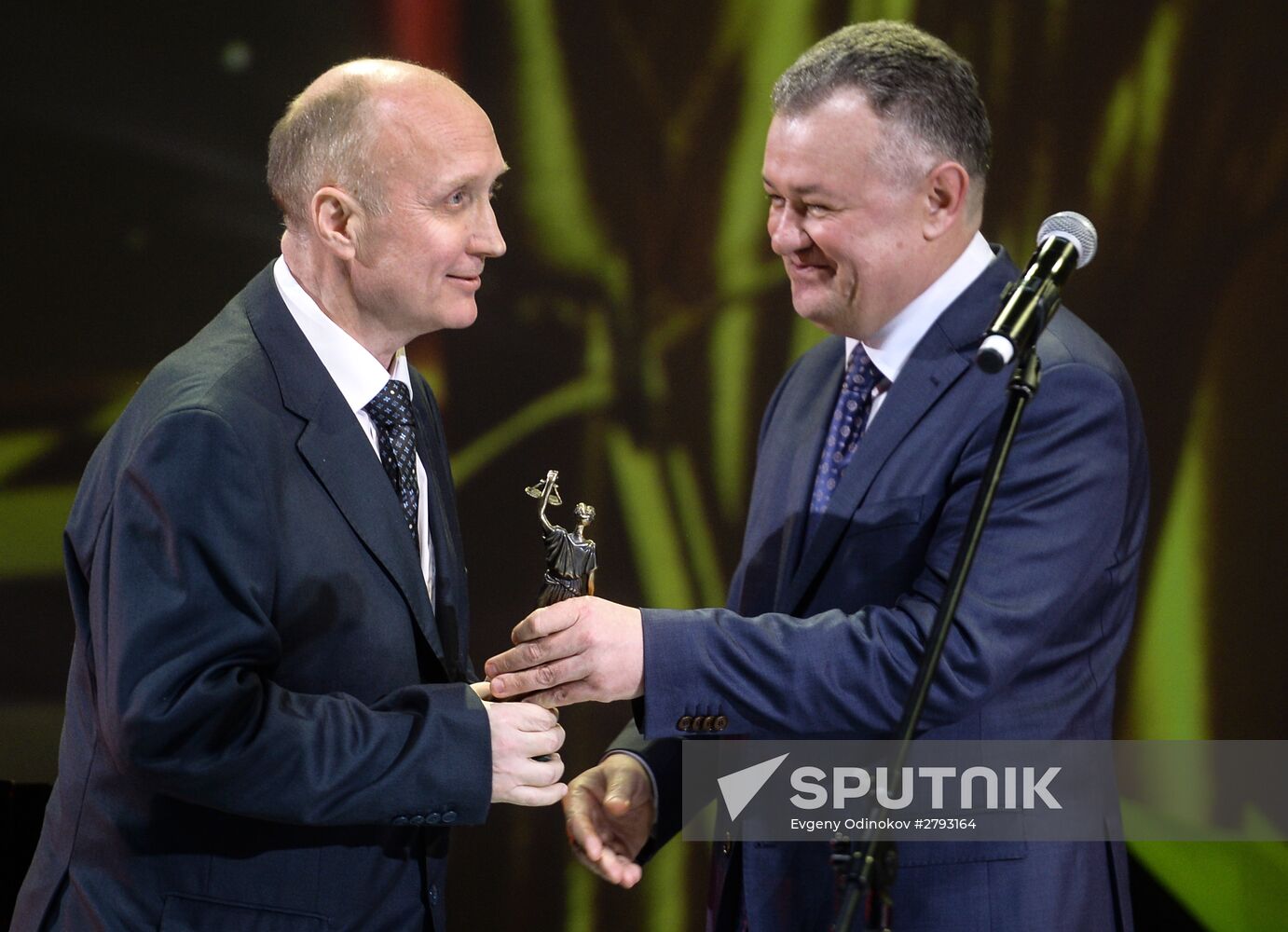 Themis award ceremony