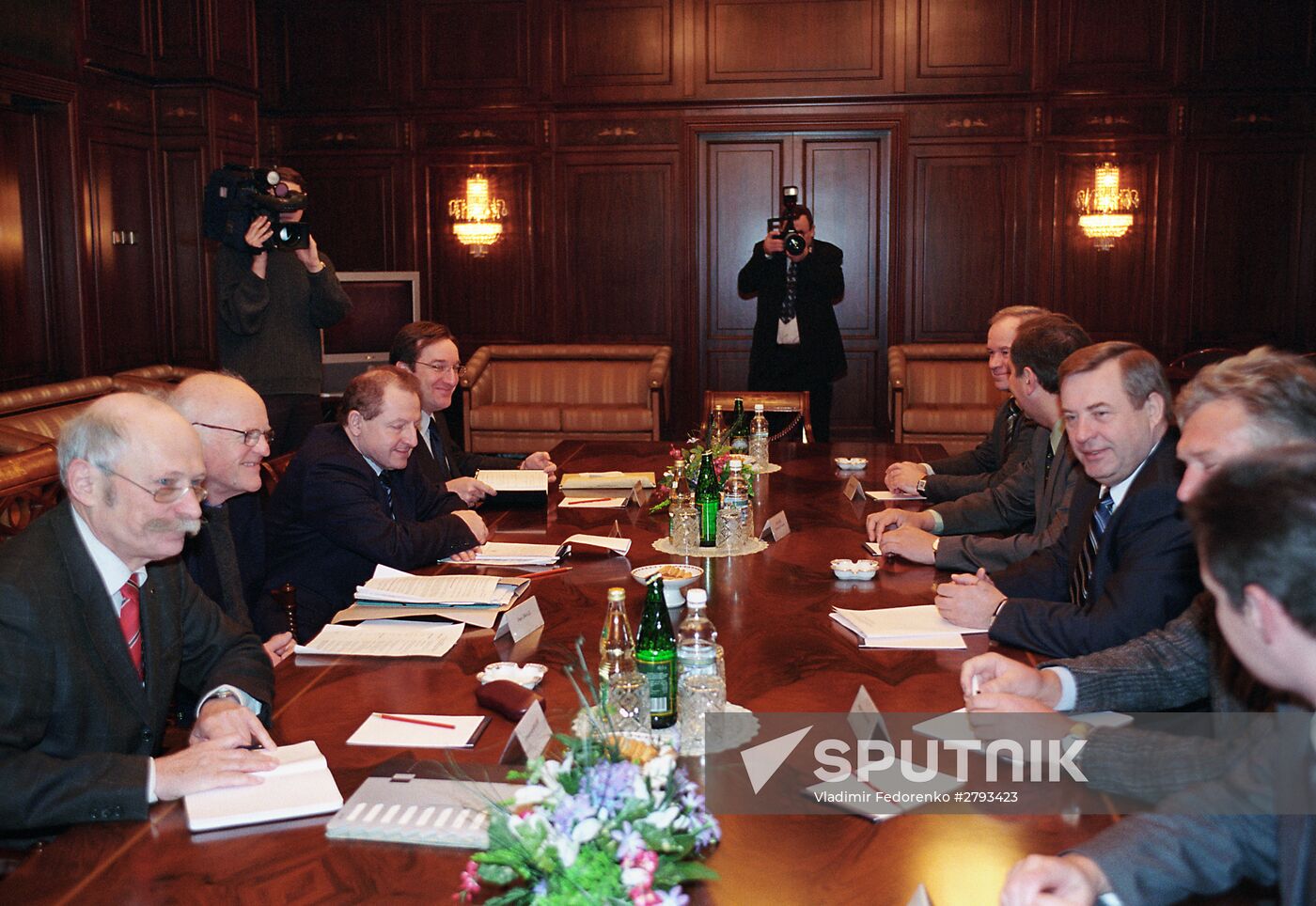 PACE delegation talks at Russian State Duma