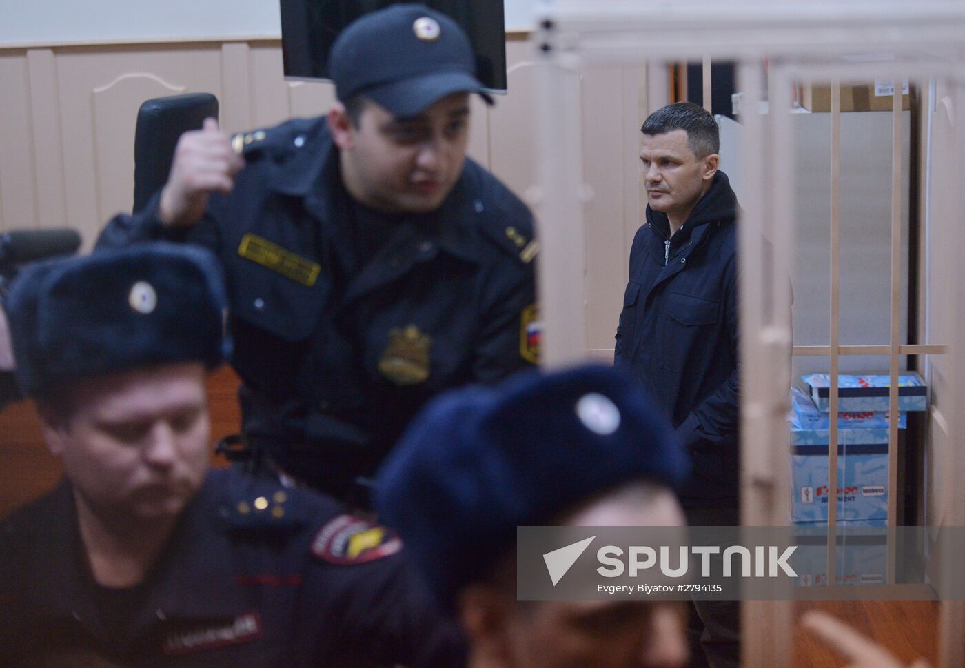Court considers arrest warrant for Domodedovo Airport chairman of board of directors Dmitry Kamenshchik