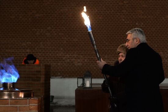 Checking burner of Eternal Flame before Defender of Fatherland Day