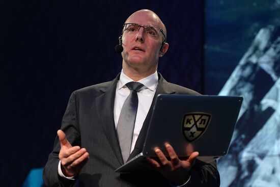 New KHL style presented