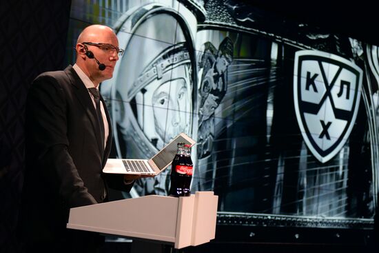 New KHL style presented