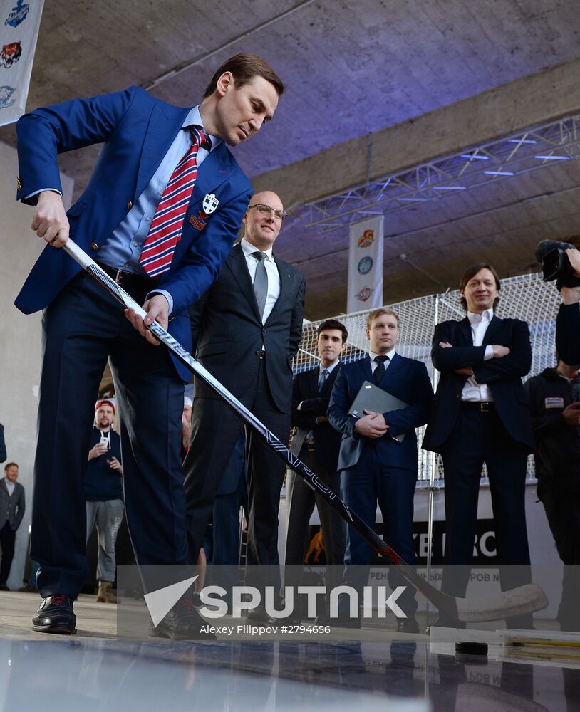 New KHL style presented