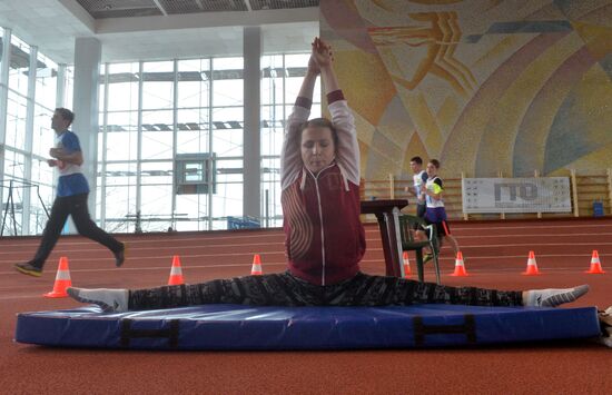 TV hostess Yana Churikova passes national physical fitness requirements