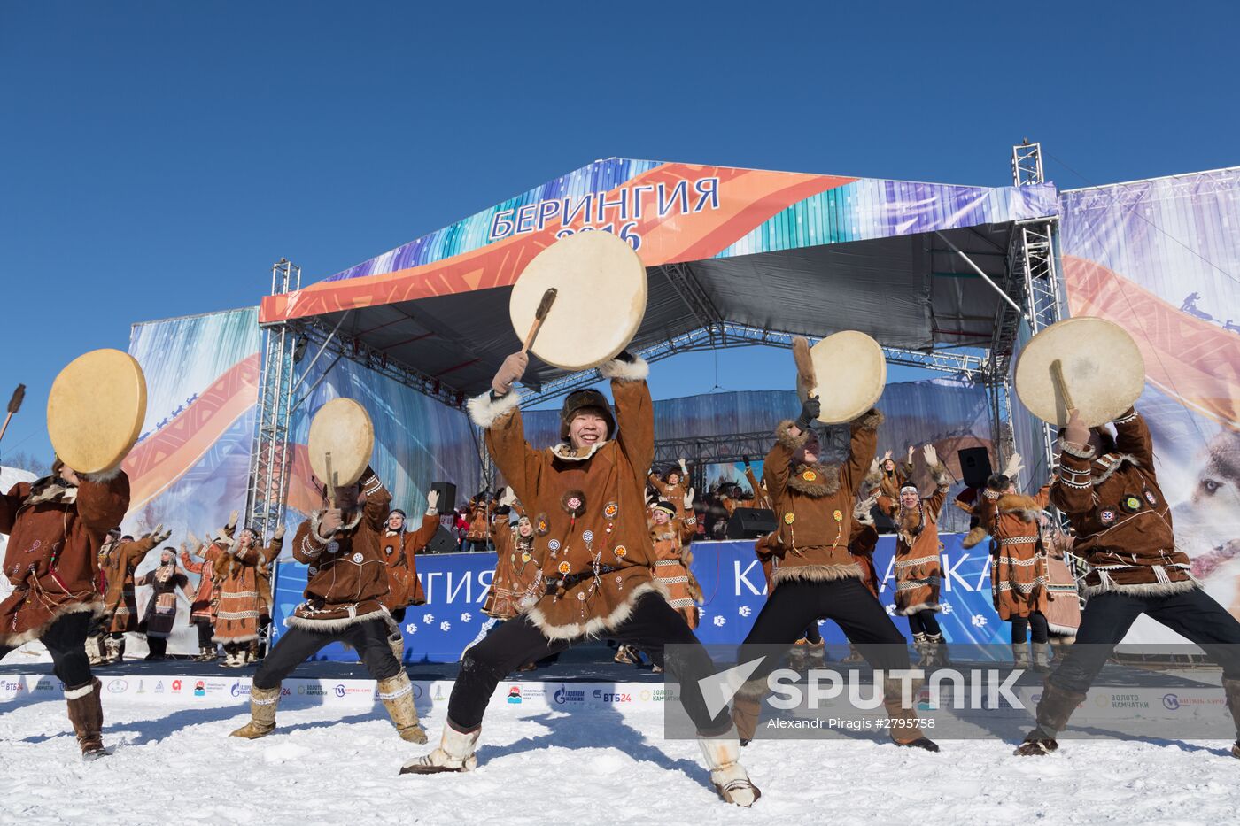 Beringia 2016 sled dog race on Kamchatka