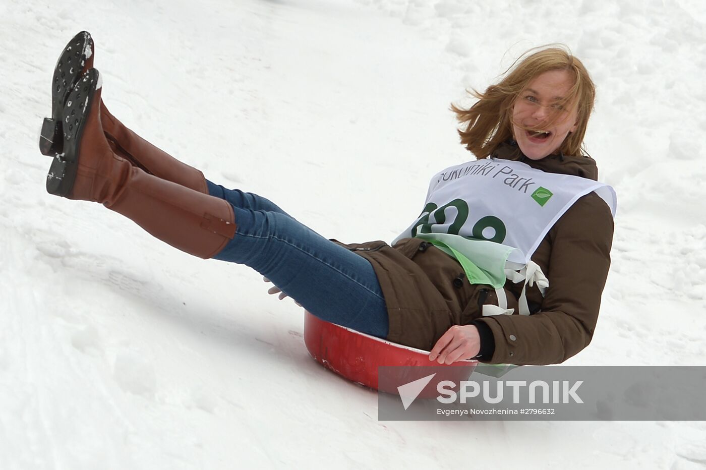 Battle Sledge, 4ht festival of quaint sleds
