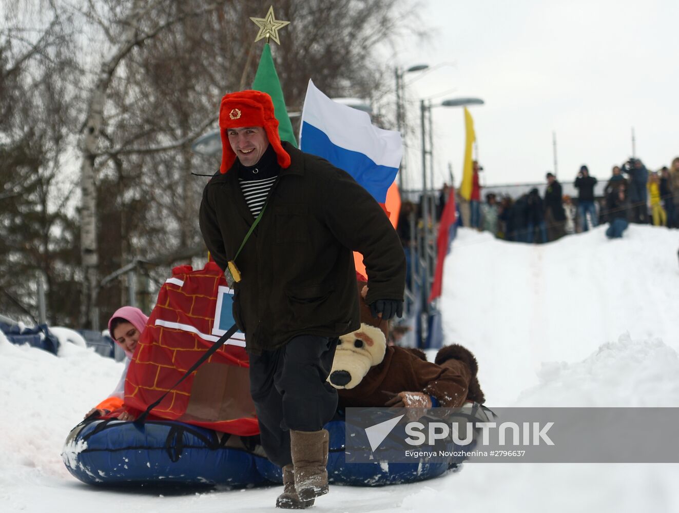 Battle Sledge, 4ht festival of quaint sleds