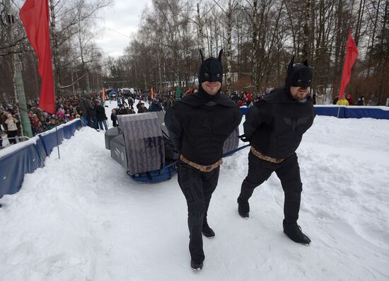 Battle Sledge, 4th festival of quaint sleds