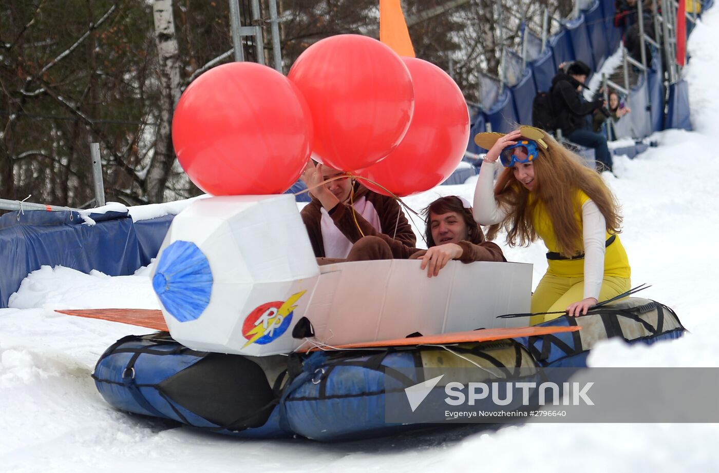 Battle Sledge, 4th festival of quaint sleds