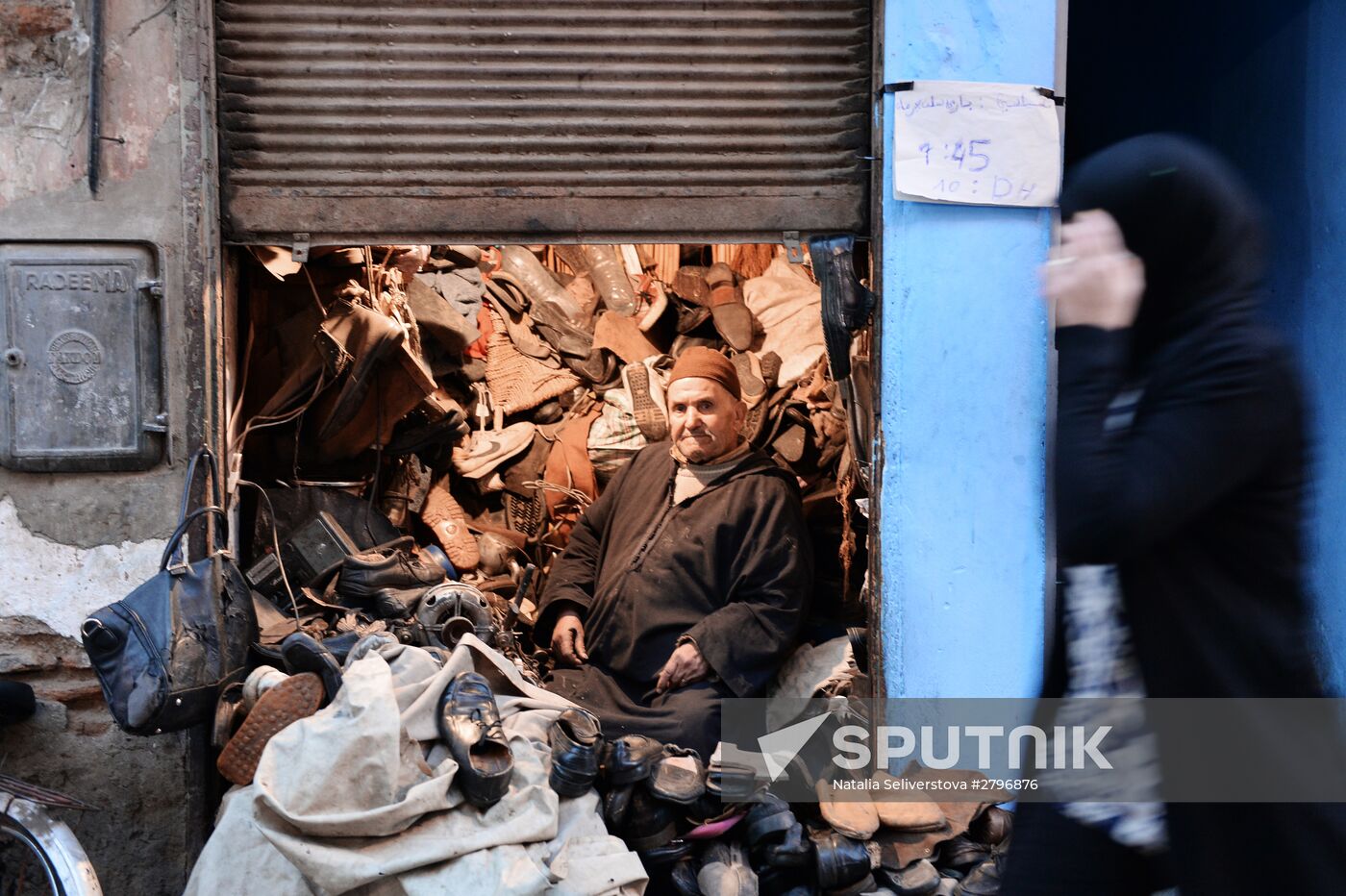 A shoe outlet in the market in the medina quarter (old city) of Marrakesh. Location: Morocco. Author: Natalia Seliverstova/Sputnik. Marrakesh's medina quarter