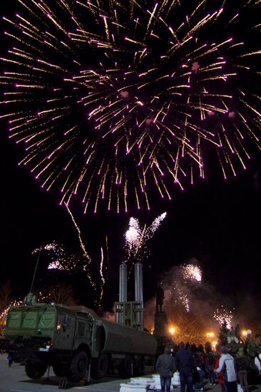 Salutes mark Defender of Fatherland Day in Russia's regions