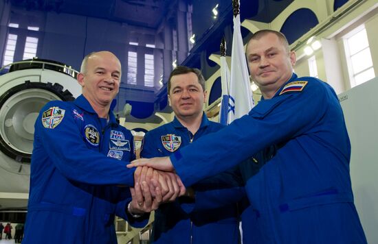 ISS Expedition 47/48 in comprehesnive training. Day one