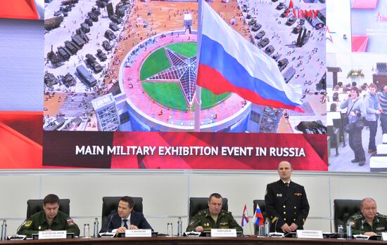Military attachés accredited in Moscow to visit Patriot Park