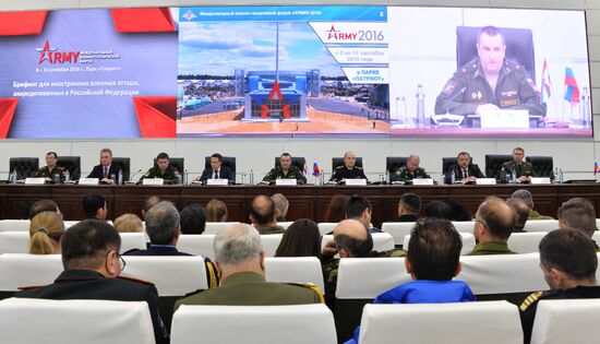 Military attachés accredited in Moscow to visit Patriot Park