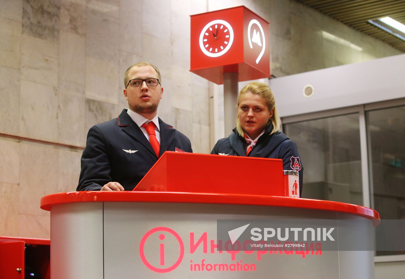 Moscow Metro sets up new "Live Chat" information counters