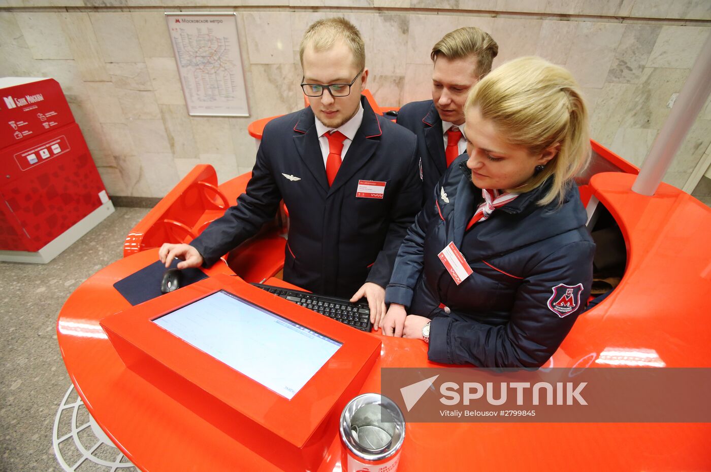 Moscow Metro sets up new "Live Chat" information counters
