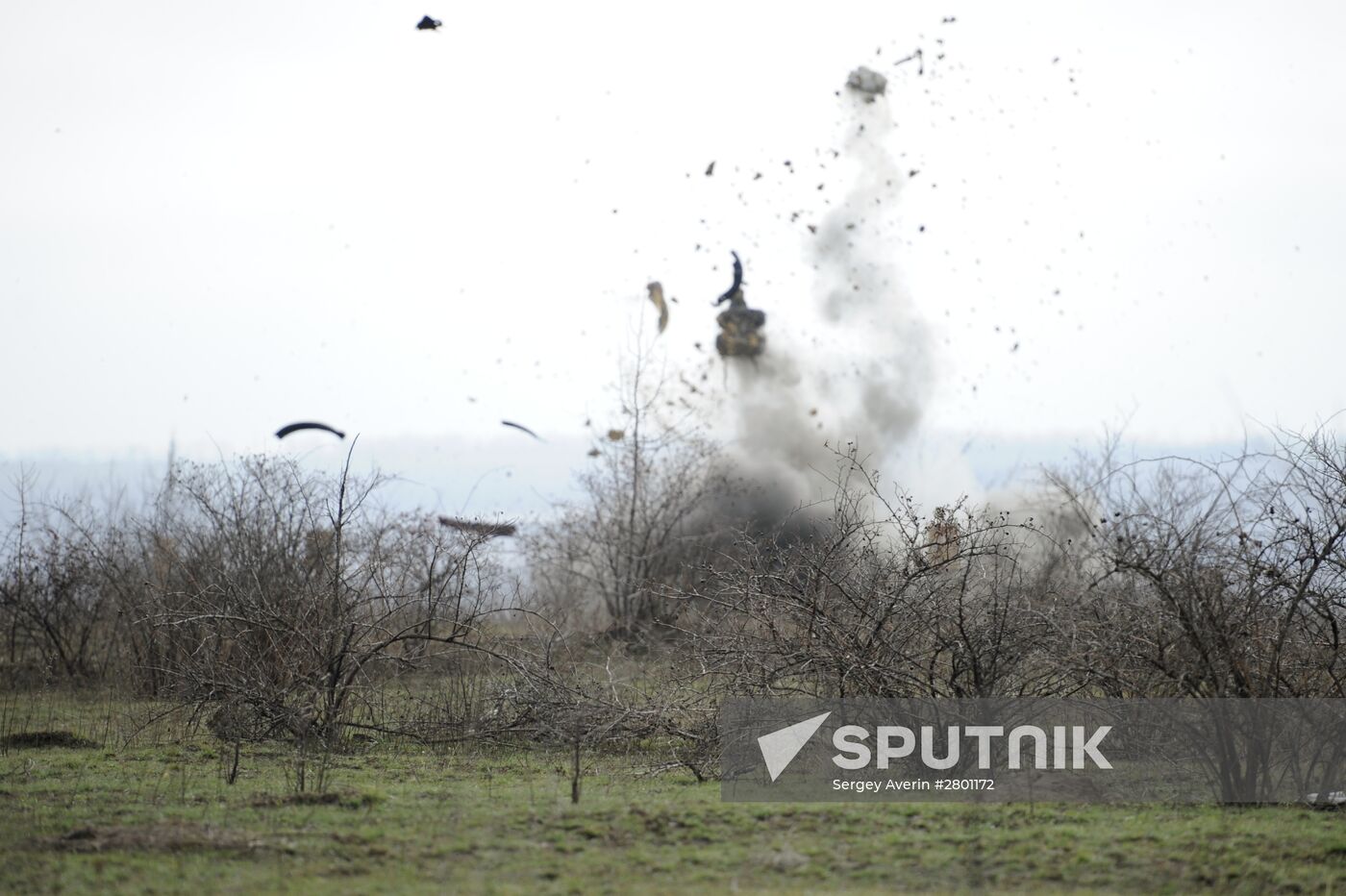 Mine-lifting exercises outside Saur-Mogila memorial in Donetsk People's Republic