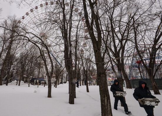 Ferris wheel at VDNKh is taken down