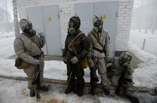 "Makeup under Camouflage" contest for female troops in Pereslavl-Zalessky