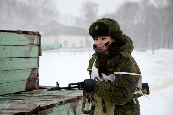 "Makeup under Camouflage" contest for female troops in Pereslavl-Zalessky