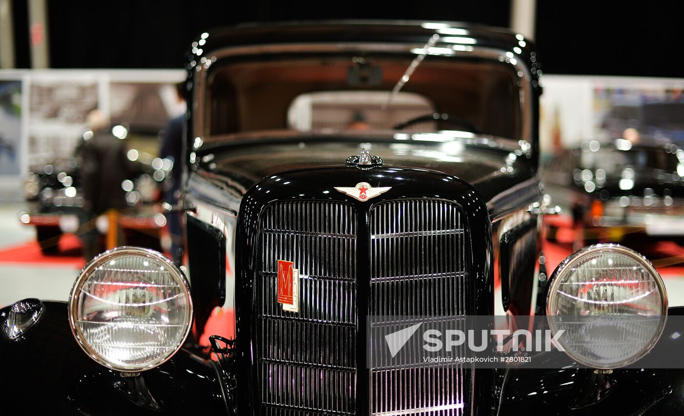 "Special Purpose Garage" exhibition