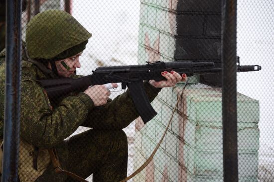 "Makeup under Camouflage" contest for female troops in Pereslavl-Zalessky