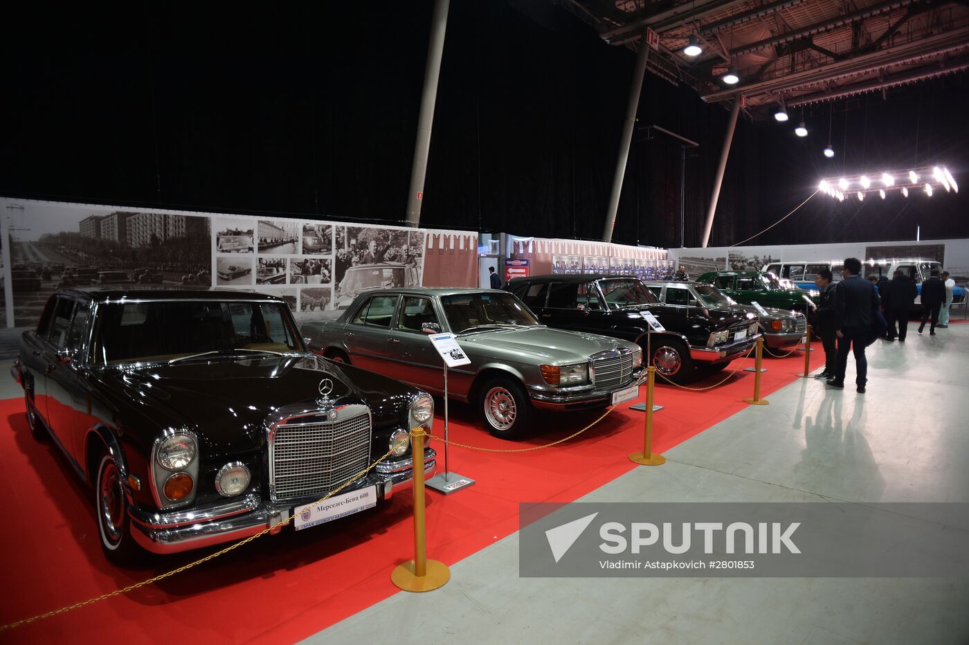 "Special Purpose Garage" exhibition