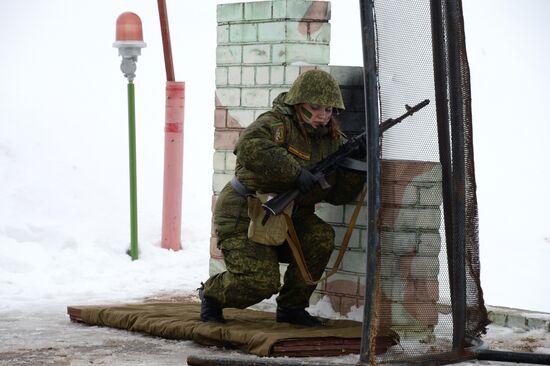 "Makeup under Camouflage" contest for female troops in Pereslavl-Zalessky