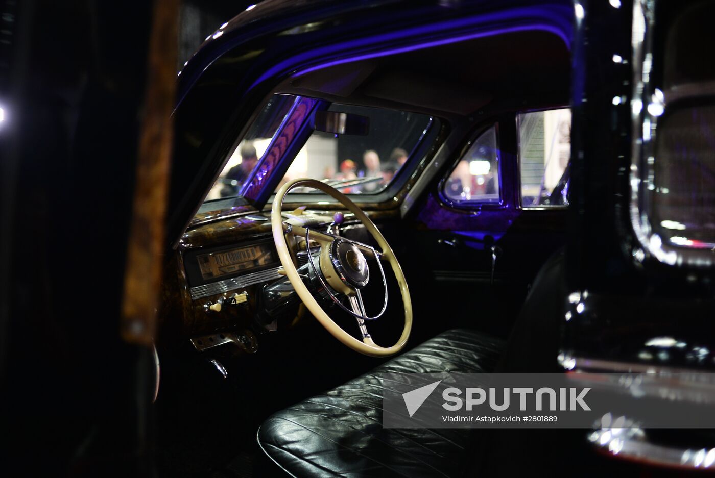 "Special Purpose Garage" exhibition