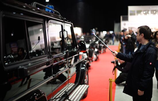 "Special Purpose Garage" exhibition