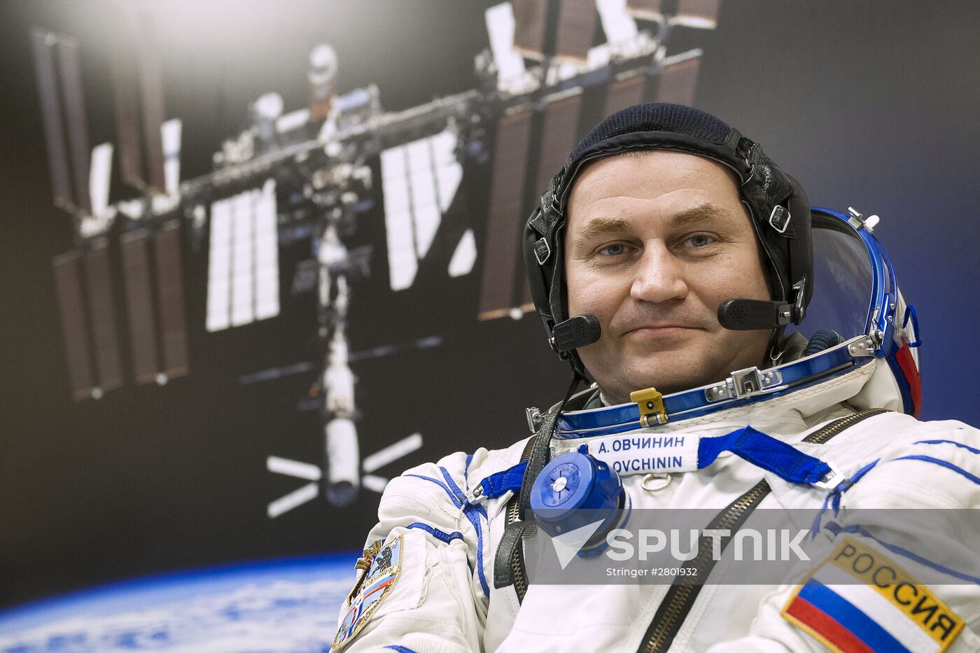 ISS 47/48 prime crew try on space suits, inspect spacecraft