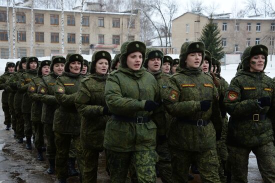 "Makeup under Camouflage" contest for female troops in Pereslavl-Zalessky