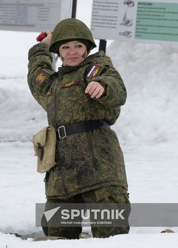 "Makeup under Camouflage" contest for female troops in Pereslavl-Zalessky