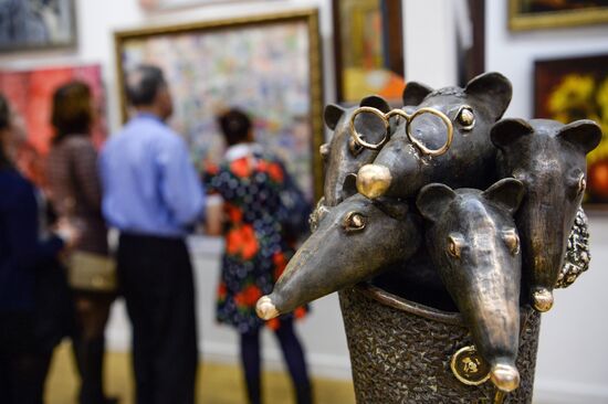 Opening of 19th Moscow International Art Salon "Central House of Artists-2016. The Image of the Time"