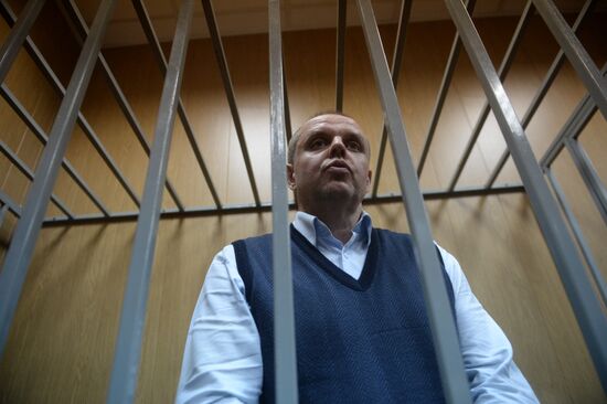 Hearings on investigators' application for Sergei Donetsky's arrest in Meshchansky Court